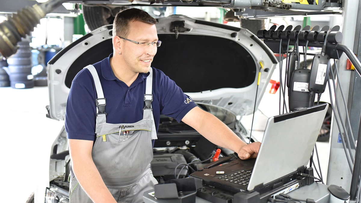 Stellenangebot Kfz-Mechatroniker CarUnion